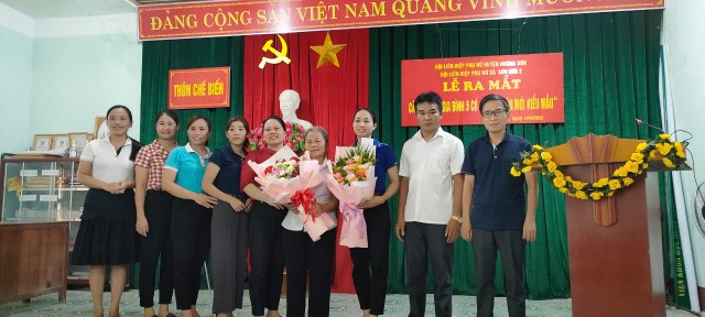 Hội LHPN ra mắt câu lạc bộ " Gia đình 5 có- Nông thôn mới kiểu mẫu" 