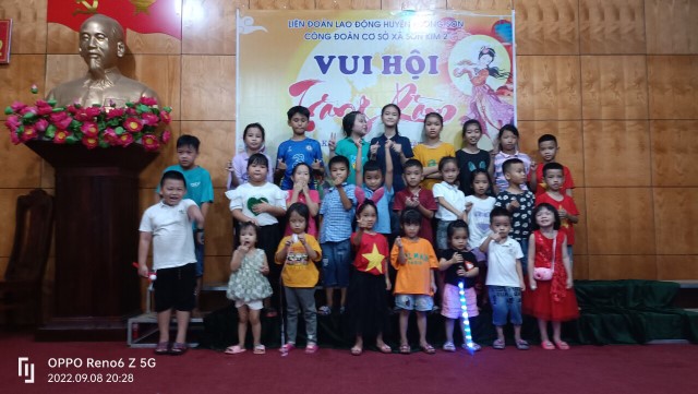 Tết trung thu trên vùng biên xã Sơn Kim 2